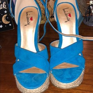 NWOT LUICHINY wedges